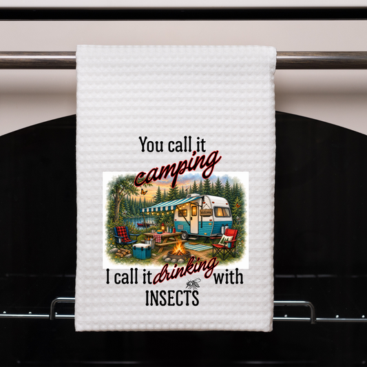 CAMPING - DRINKING WITH INSECTS